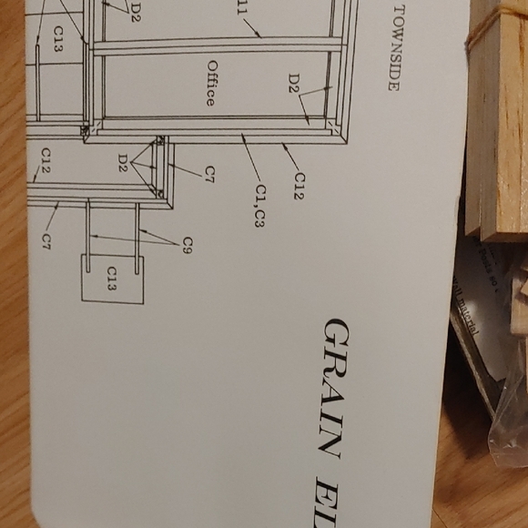 Grain Elevator Model - Picture 4 of 8